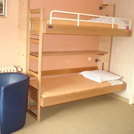 Relais Du Val Hotel 2*